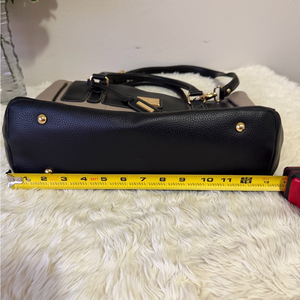 Tignanello Black and Tan Tote Bag - Picture 15 of 16